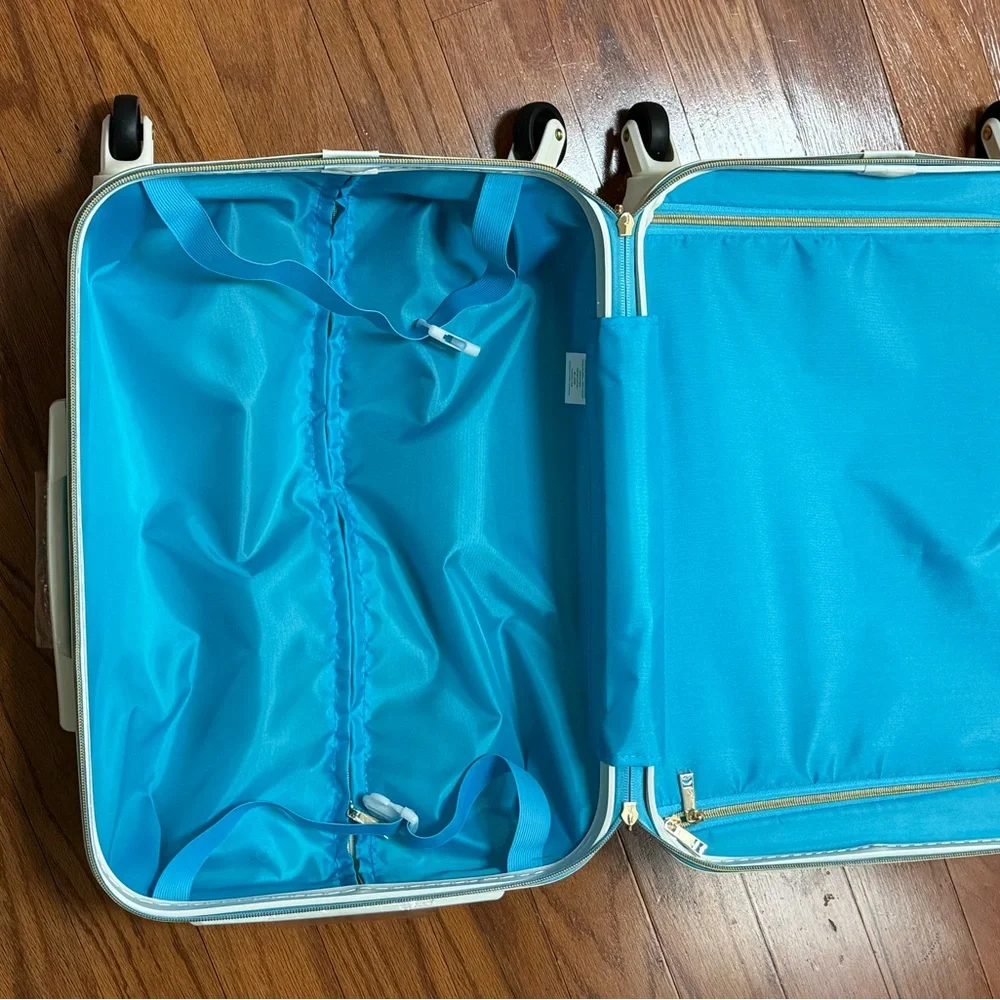 Lilly Pulitzer suitcase NEW in Florida blue print - Picture 8 of 13